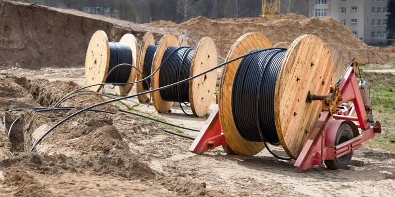 underground fiber optic cable installation